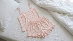 Kolik nocí můžete nosit pyžamo, než ho vyperete: dáme vám přesnou odpověď