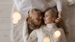 Jak poznat, že vás někdo miluje? Zrcadlový odraz v rozhovoru